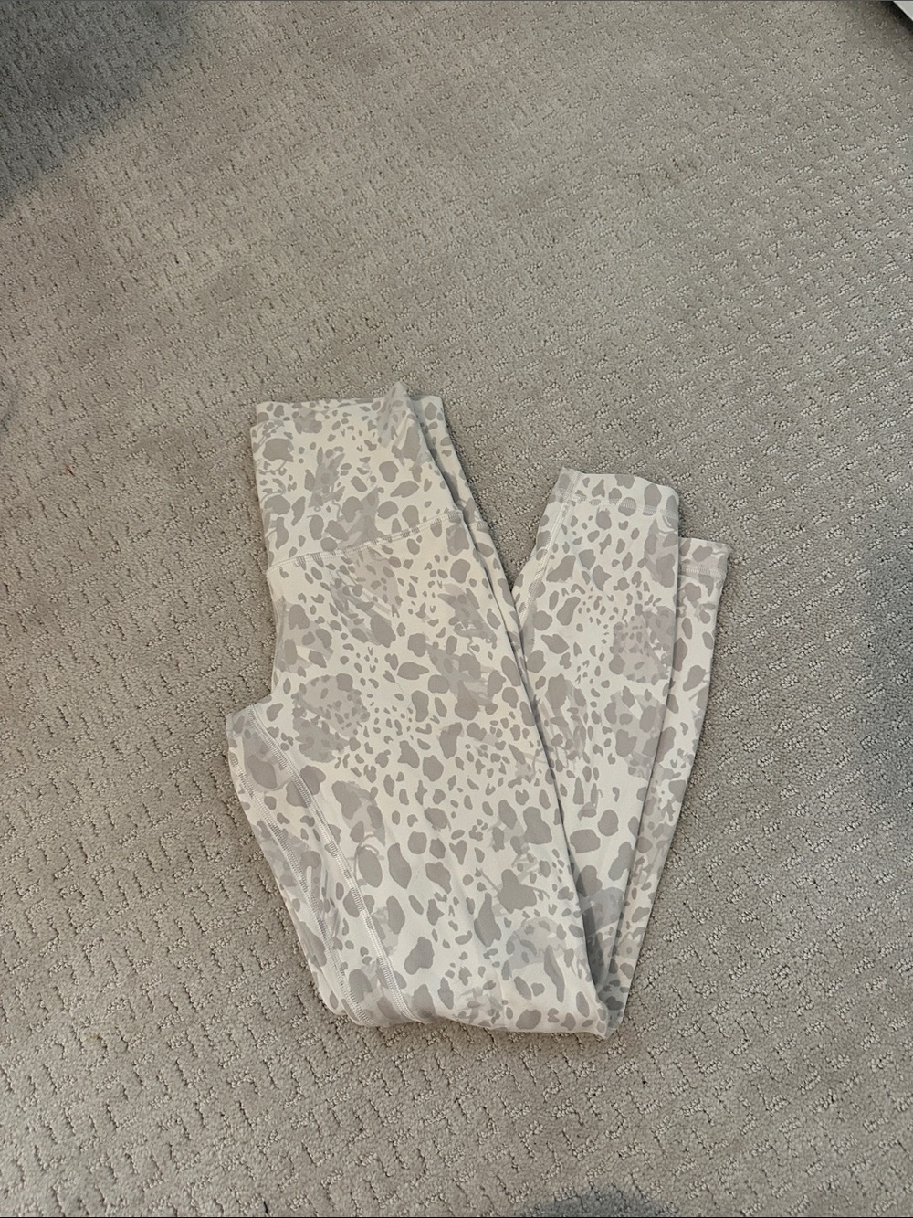 Lululemon Align Leggings- Size 4